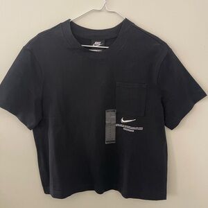 Nike Men's Black Short Sleeve Tee